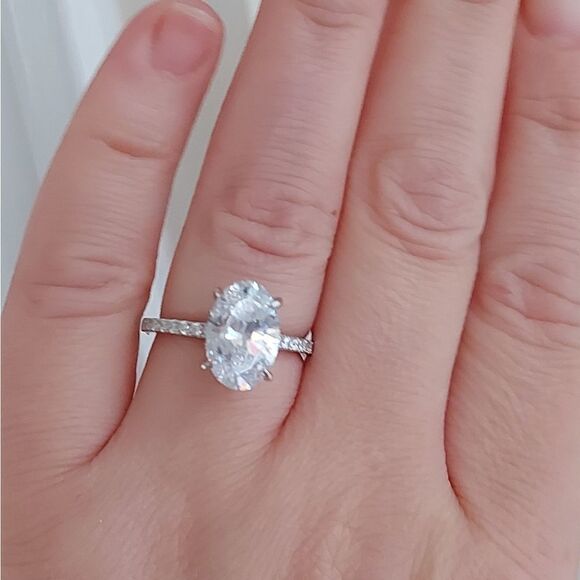 5 Carat Simulated Diamond Oval Sterling Silver Engagement Ring - Picture 11 of 16